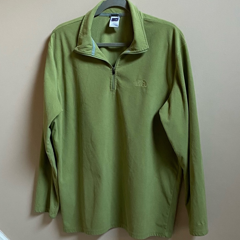 THE NORTH FACE - men’s fleece sweater . USED. Size  XL/TG. RN# 61661.